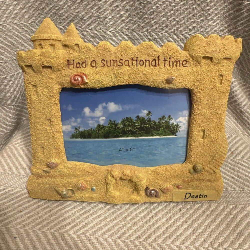 Herzfelds Inc. Destin Florida Souvenir Resin Sandcastle Photo Frame 4x6